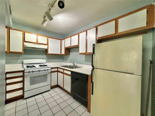 Building Photo - 15290 SW 106th Ln