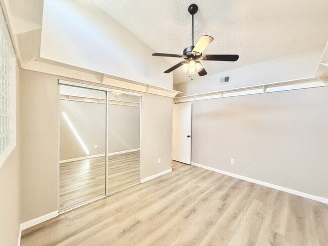 Building Photo - 6388 93rd Terrace N