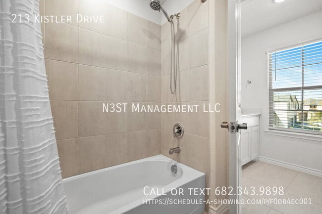 Building Photo - 213 Kistler Dr