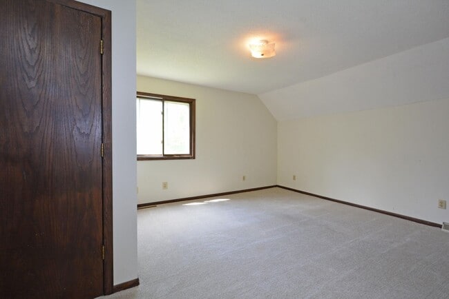 Building Photo - Beautiful 2-Bed 1-Bath Home Available Now in Monticello!