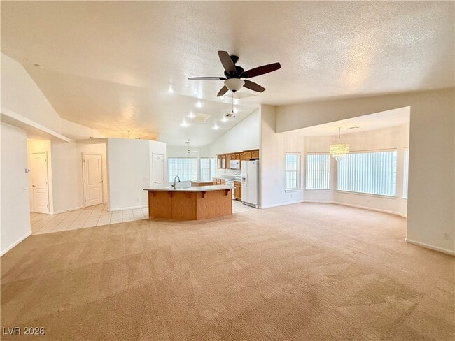 Building Photo - 5421 N Fleetwood Pl