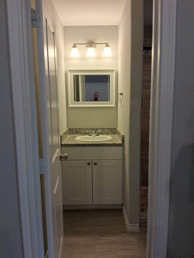 Building Photo - 9593 Darkwood St