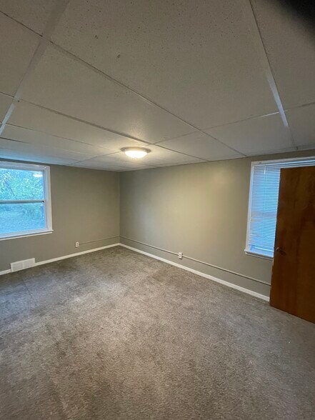 Building Photo - 127 Taunton Pl