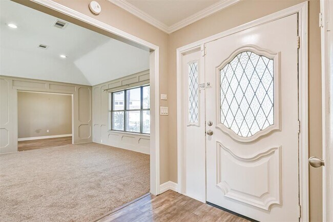 Building Photo - 4703 Ironwood Dr