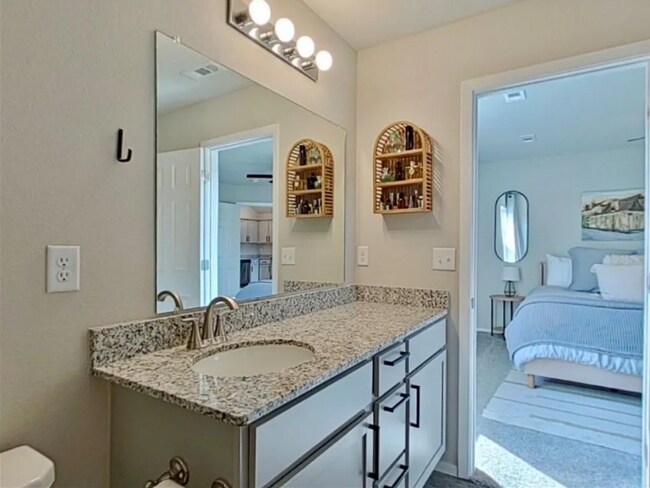 Building Photo - Stylish 3 Bed / 2 Bath with Open Layout & Backyard Retreat