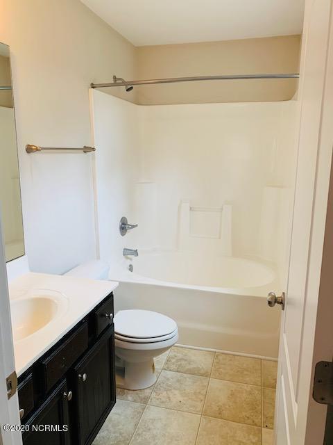 Building Photo - 419 Ridgeway Dr