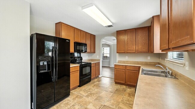 Building Photo - Amazing home in Avery Park