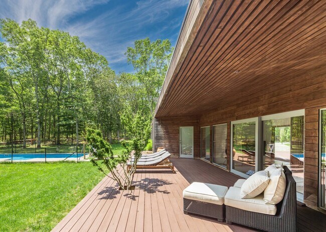 Building Photo - 54 Copeces Ln