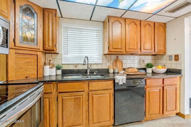 Building Photo - 100 Silver Beach Ave