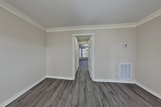 Building Photo - 5510 Forest Trails Dr