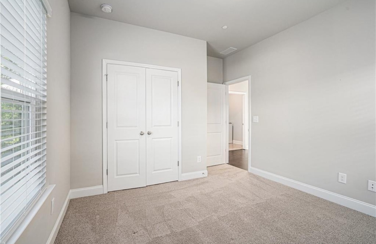 Bedroom #2 Upstairs - 811 Corsiglia Farm