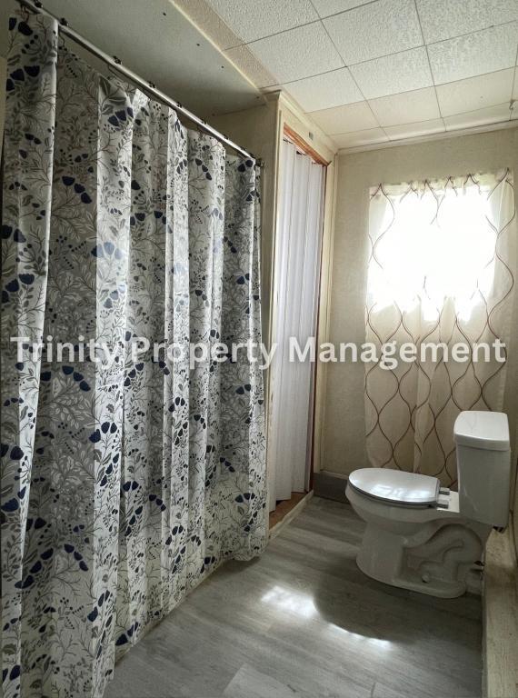 Building Photo - 143 Camden St