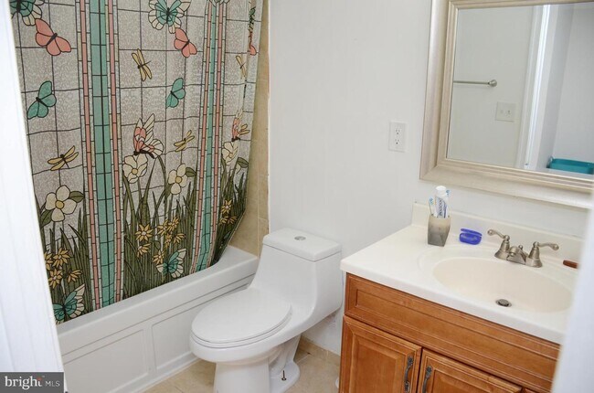 Building Photo - 6118 Tammy Dr