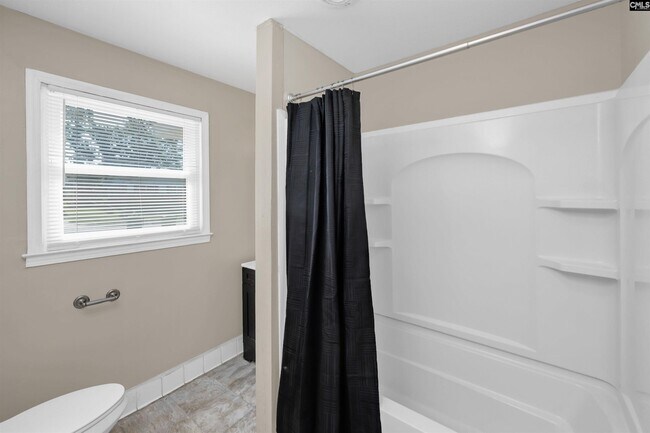 Building Photo - 3621 Baywater Dr