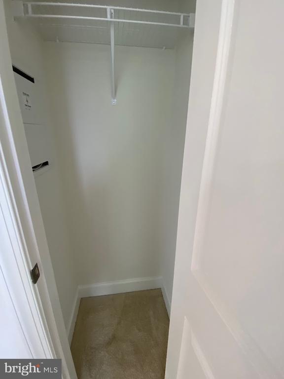 Building Photo - 600 Watermans Dr