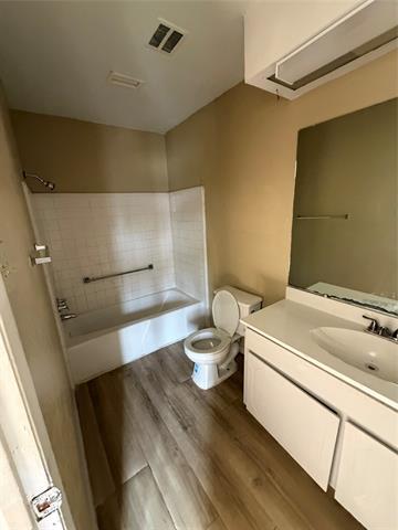 Building Photo - 26 E Mountain Creek Dr