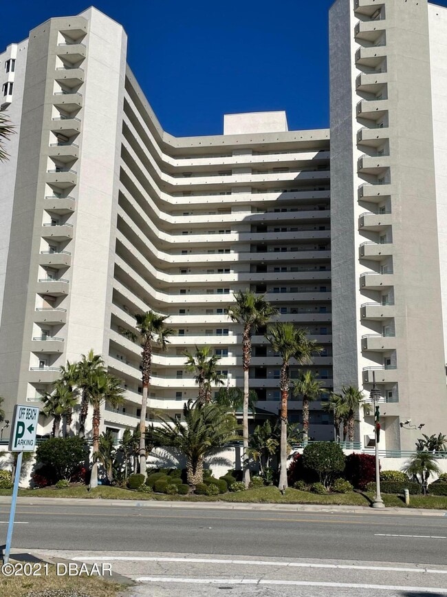 Primary Photo - 2055 S Atlantic Ave