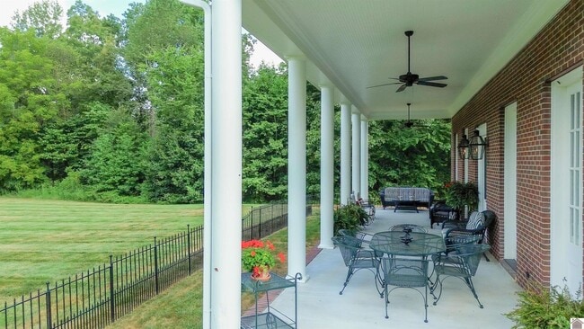 Building Photo - 2500 Biggs Rd