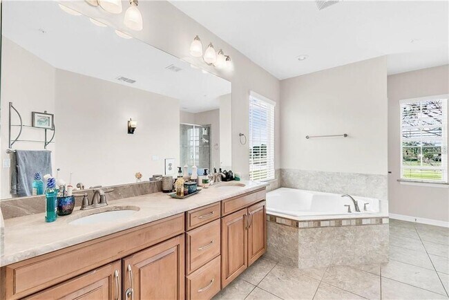 Building Photo - 5452 Penway Dr