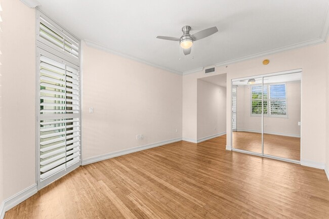 Building Photo - 550 SE Mizner Blvd