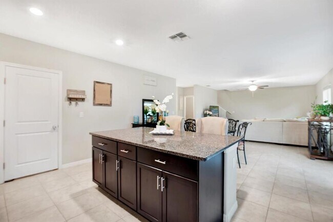 Building Photo - 12813 Wildflower Meadow Dr