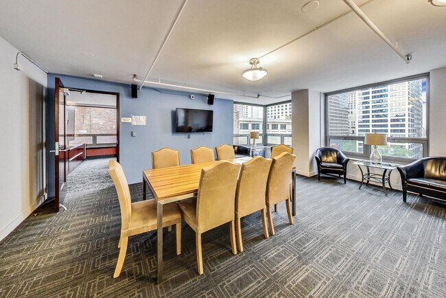 Building Photo - 440 N Wabash Ave