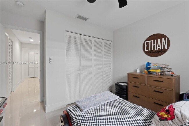Building Photo - 7161 SW 55th Terrace W