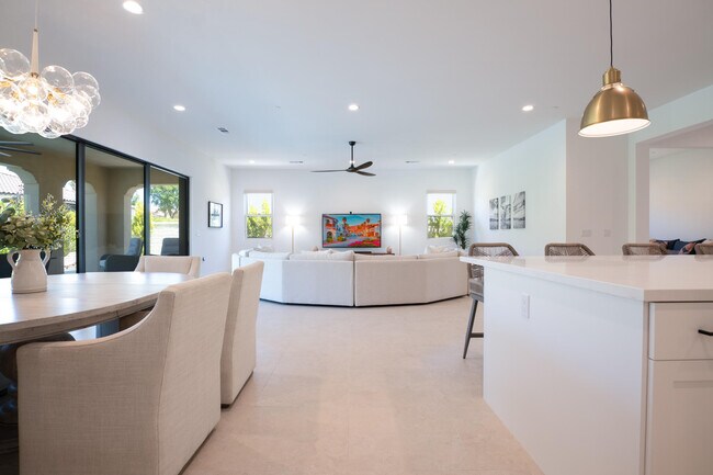 Building Photo - 57535 Cherrywood Pl