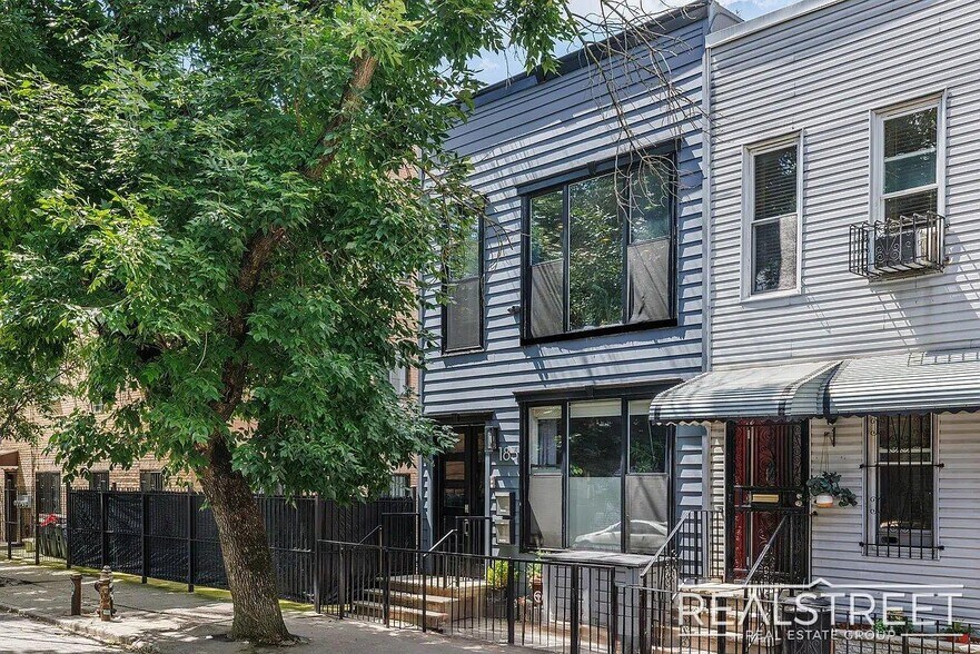Building Photo - Modern Bushwick 2-bedroom, 2.5-bath duplex with private garden, deck, and finished recreation room —