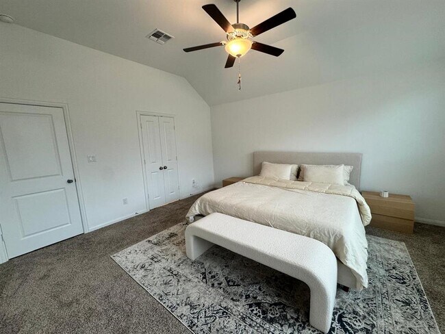 Building Photo - 12204 Perritos Pl