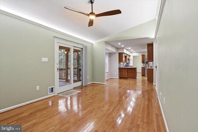 Building Photo - SINGLE FAMILY HOME.
