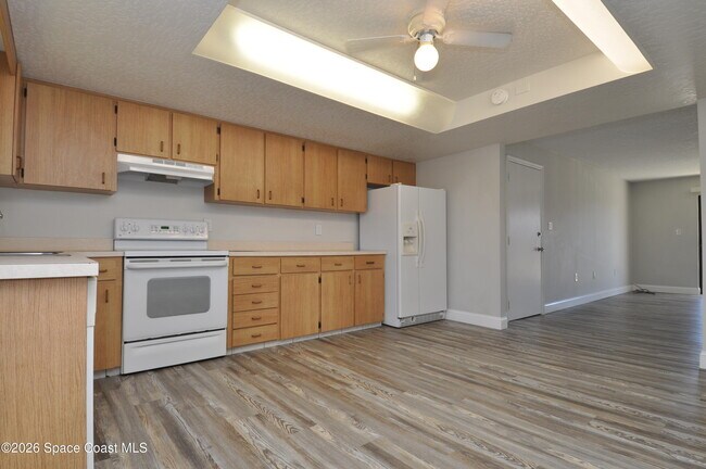 Building Photo - 418 S Atlantic Ave