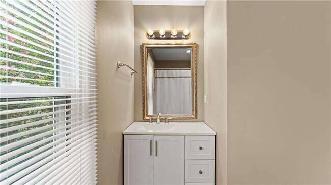 Building Photo - 3913 Hadley Farm Dr