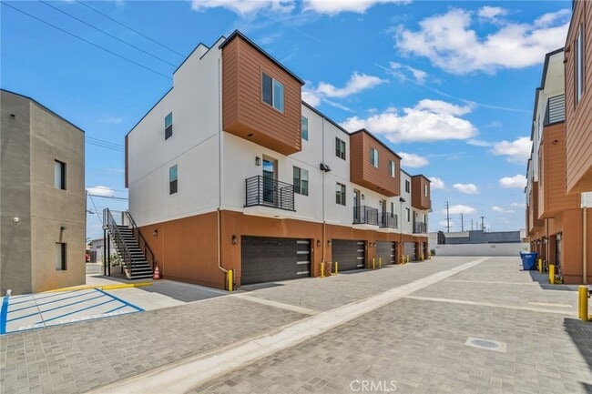 Building Photo - 24809 Narbonne Ave