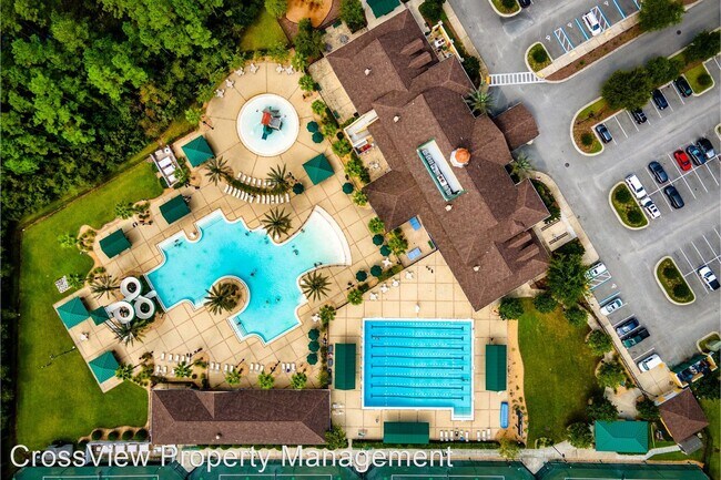 Building Photo - 4 br, 2 bath House - 708 Sharon Ct.