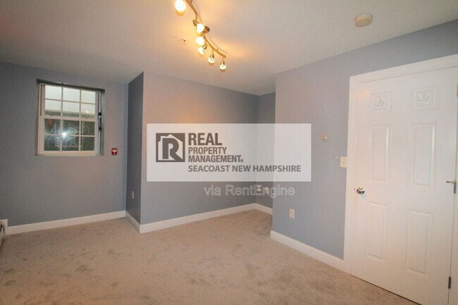 Building Photo - 159 State Street