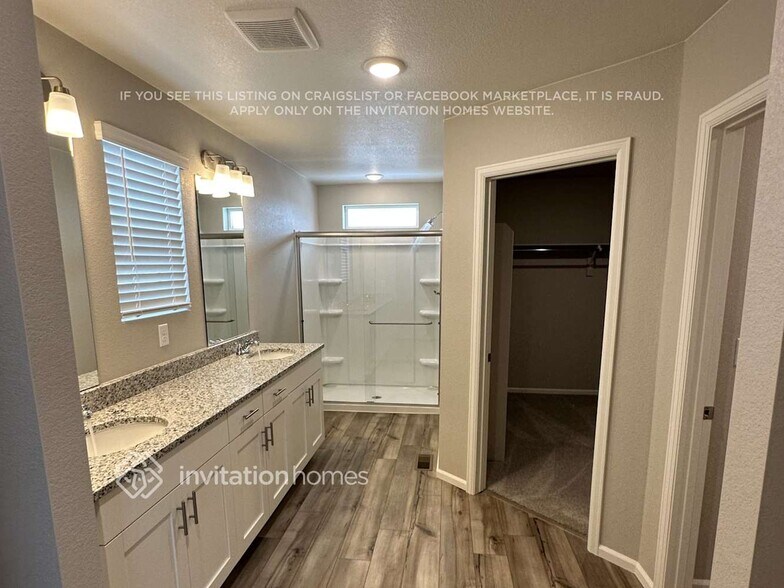 Building Photo - 22352 E 38th Pl