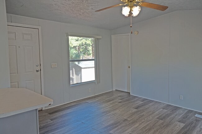 Building Photo - 2343 Gambel Oak Trail