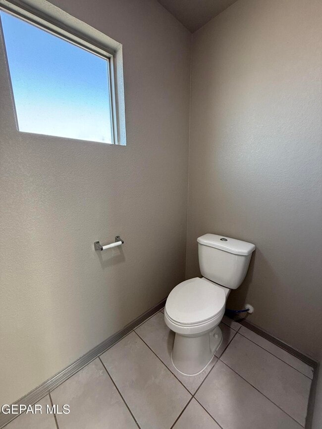 Building Photo - 14405 Eastbrook Dr