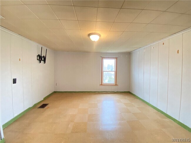 Building Photo - 3 Glenwood Ave