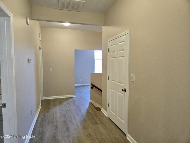 Building Photo - 2220 Griffiths Ave