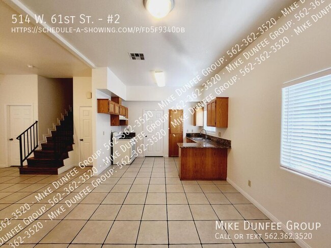 Building Photo - Three Bedroom Home in South Los Angeles Area