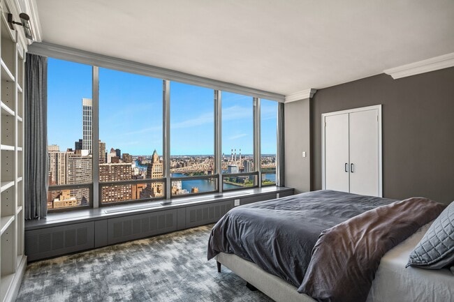 Building Photo - 860 United Nations Plaza