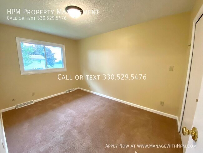 Building Photo - 5762 Kentview Ave NW
