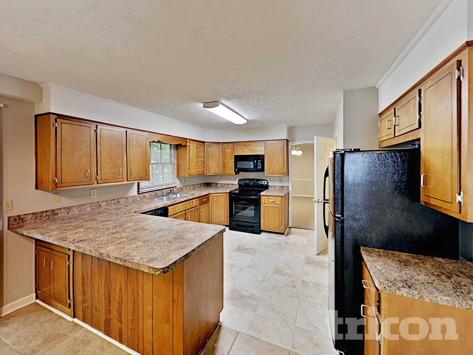 Building Photo - 1720 Ridgefield Dr