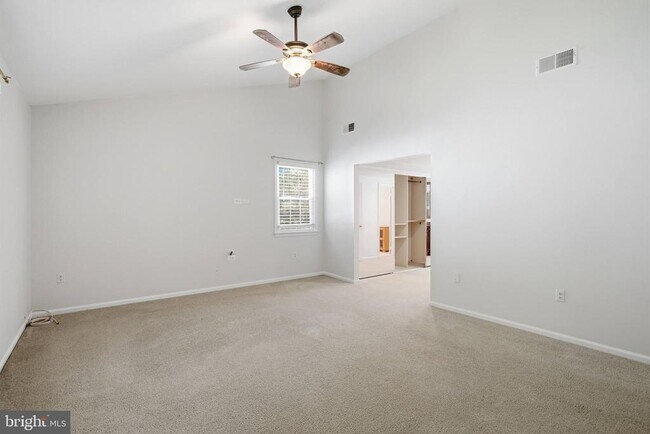 Building Photo - 9369 Tovito Dr