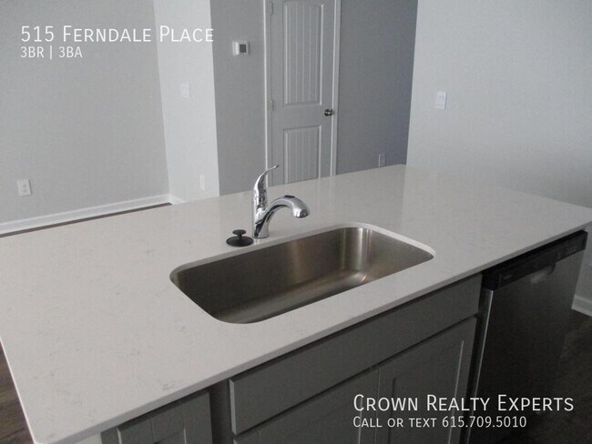 Building Photo - 515 Ferndale Pl