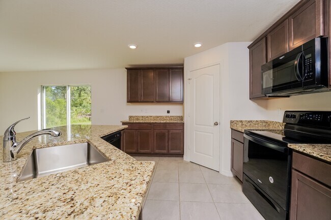 Building Photo - 1167 Walden Blvd SE