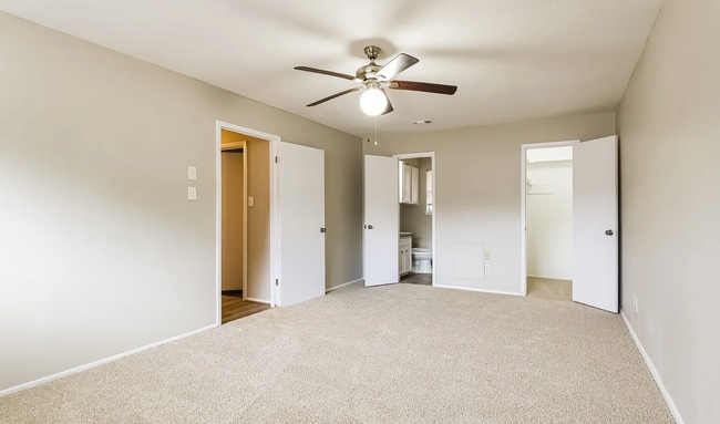 Building Photo - 500 Allison St