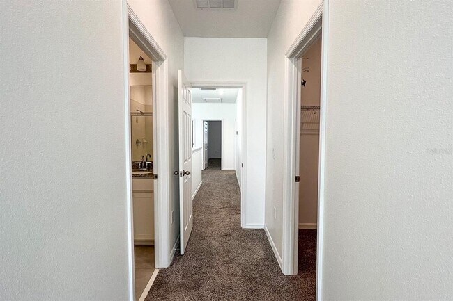 Building Photo - 15589 Willow Arbor Cir